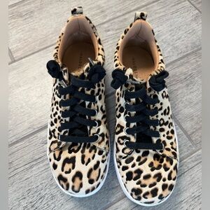 Halogen Leopard Calf Hair Sneakers with Black Laces Size 7.5